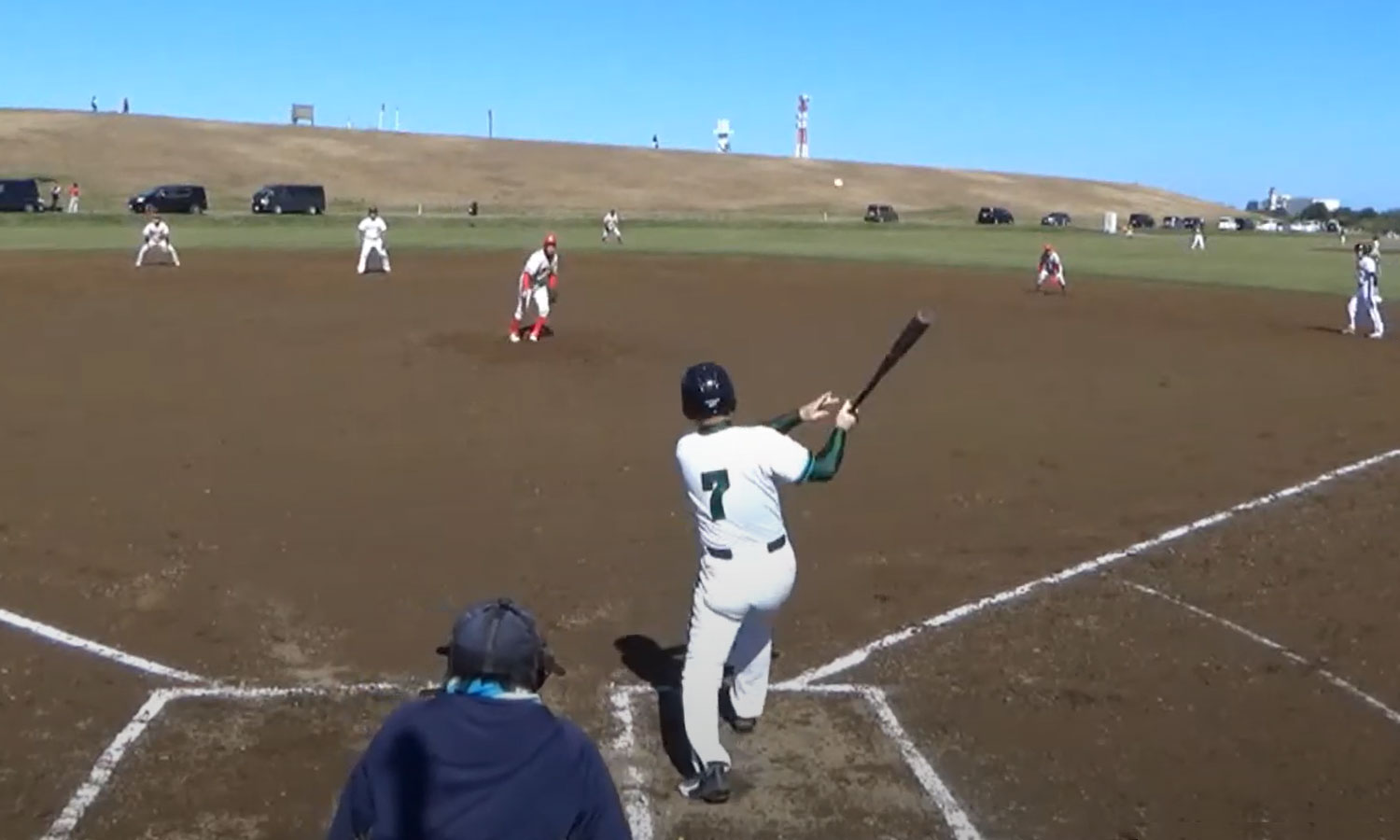 1回A7滝沢選手、センター前2点タイムリー安打！