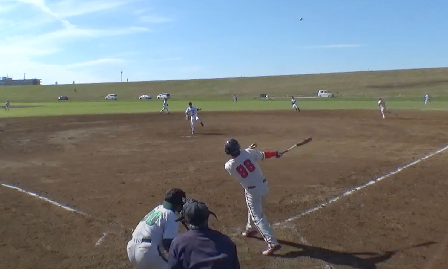 A96星選手！この日2本目の本塁打を放つ！