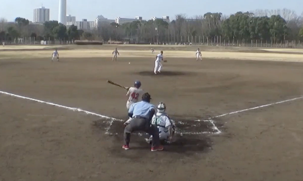 2回ｳﾗ2死2塁 D42山本実選手のタイムリー2塁打で追加点をあげる！