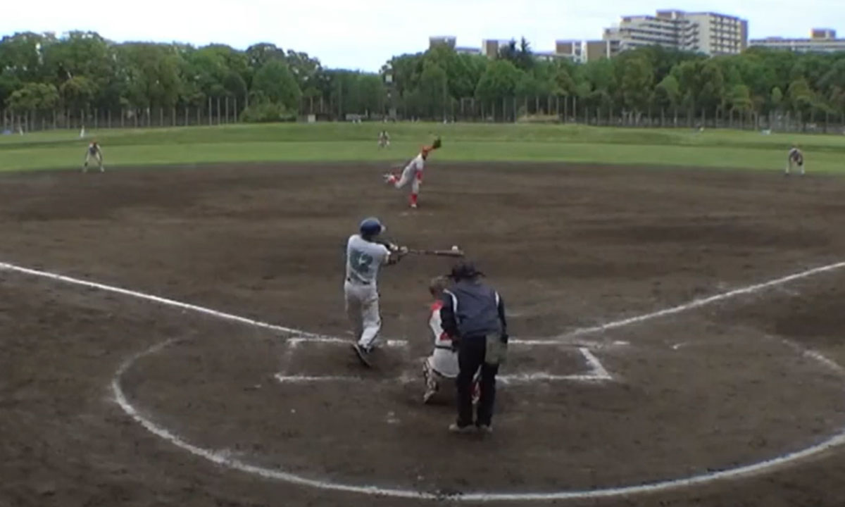 6回表2死 D山本実の右中間2塁打。この日チーム唯一の長打を放つ